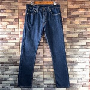 EUC Levi's Dark Blue Straight Men's Jeans 513 32x32